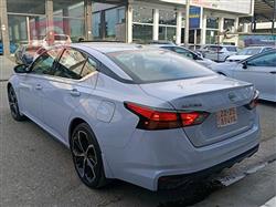 نيسان ألتيما